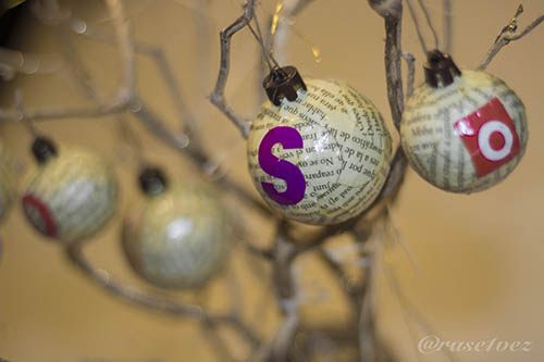 bolas navideñas con letras