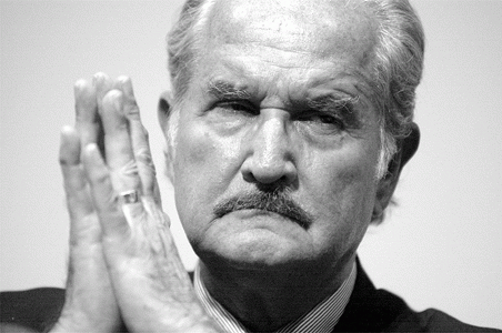 carlos fuentes Carlos Fuentes realizando un gesto adaptador