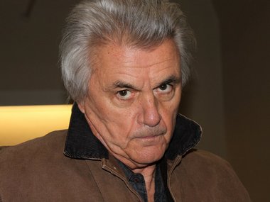 john irving Parece que John Irving comienza a enfadarse