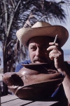 Tennessee Williams en las playas de México, en 1963