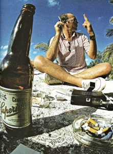 Hunter S. Thompson en la playa de Cozumel, México