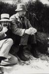 Virginia Woolf en la playa de Studland en 1910