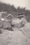 Virginia Woolf con su hermana Vanessa y su sobrino Julian