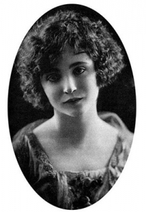 Anaïs Nin con 19 años