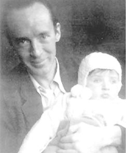 Vladimir Nabokov con su hijo Dmitri (1934)