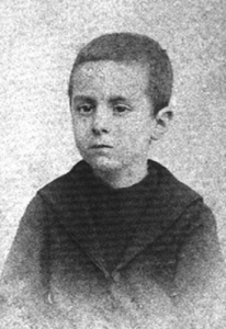 El escritor portugués Fernando Pessoa cuando era un niño