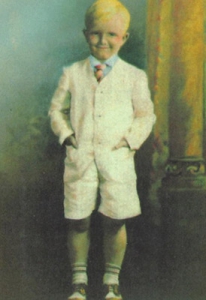 Truman Capote en una simpática imagen de su infancia