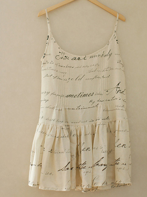 Vestido playero con un soneto de Shakespeare